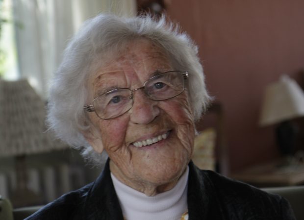 Asta Jørgensen er død