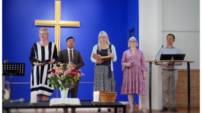 Festdag i Odense med pinsefejring og ordination